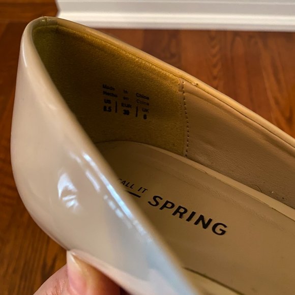 Nude Heels/Pumps - Picture 3 of 5